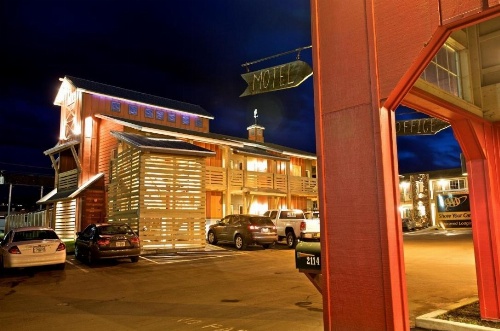 Cousin's Country Inn image 33